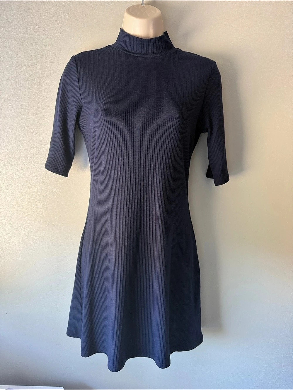 Reformation Ribbed Mock Neck Mini Dress in Navy Blue Size Small Like New